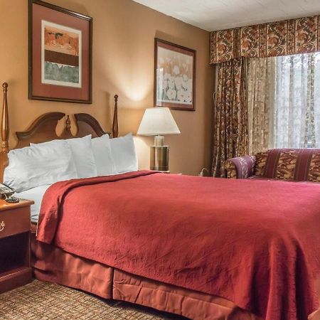 Fairbridge Inn & Suites Poconos Stroudsburg Exteriér fotografie